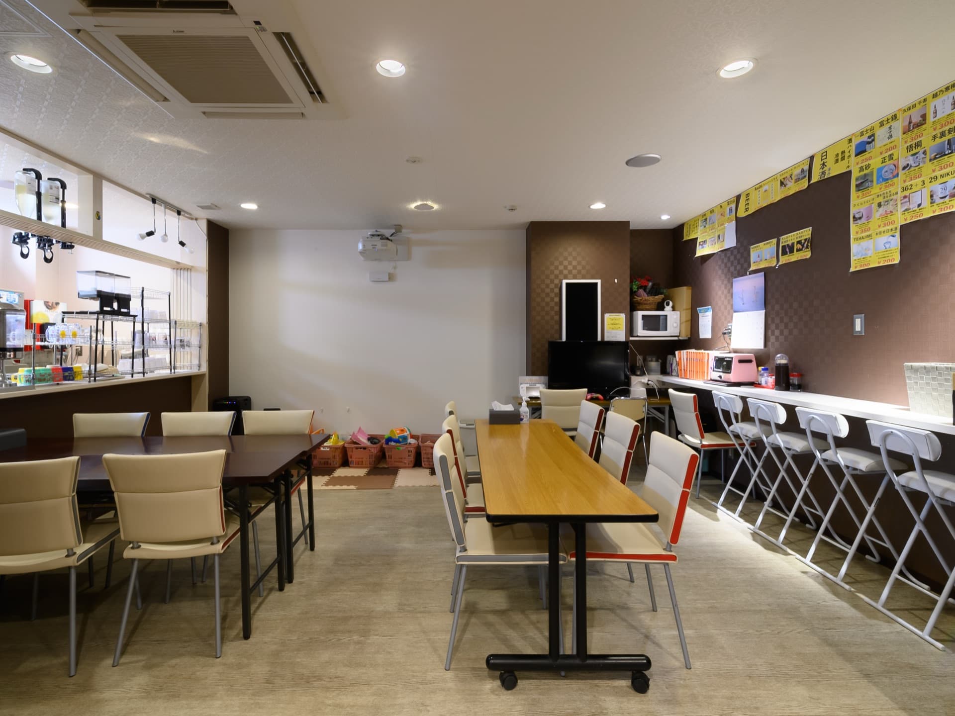 温かな雰囲気のフリースペース